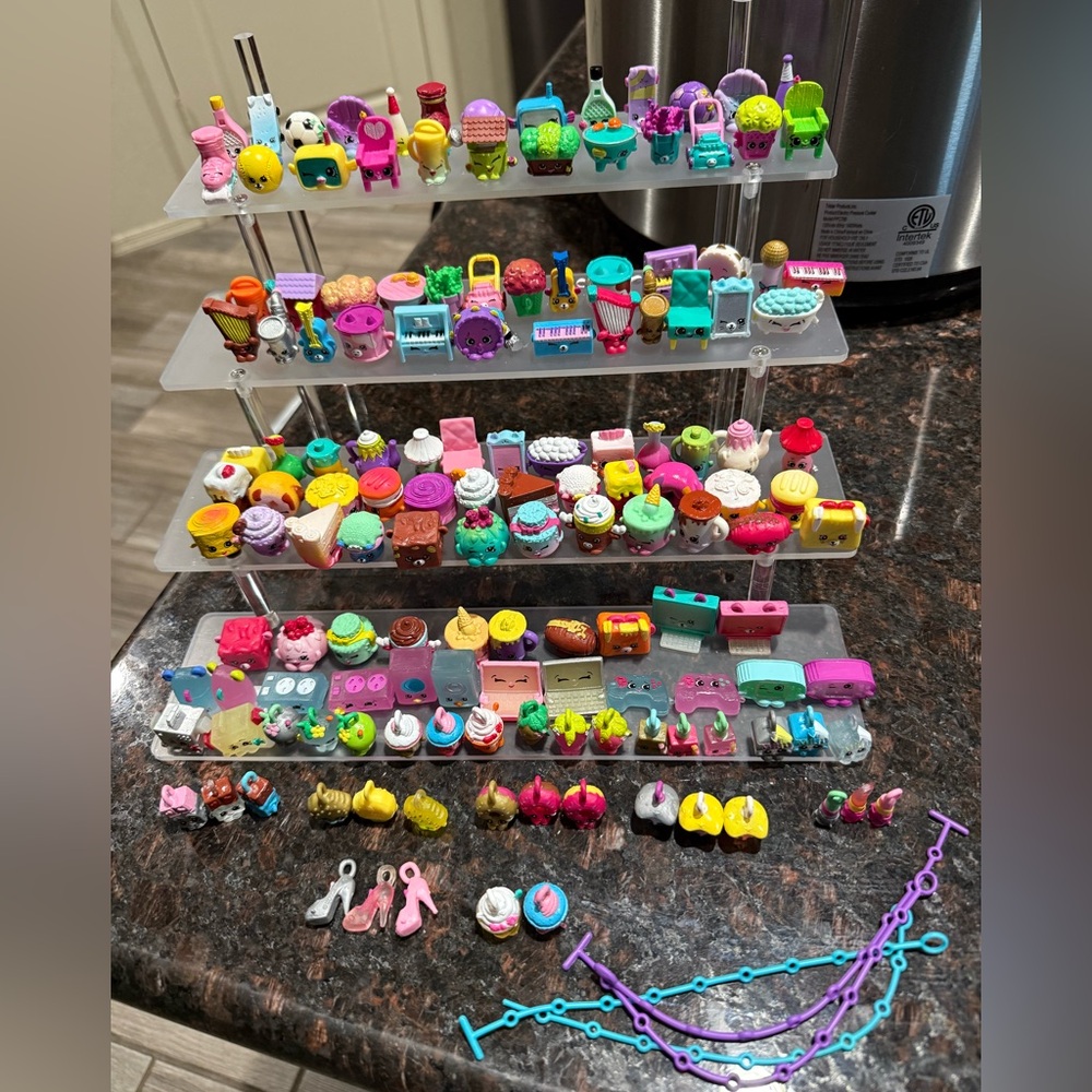 Shopkins Season 5 COMPLETE set (no limited editions, read description)
